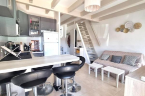 Chez Laura et Benjamin ! Maison à la plage climatisée